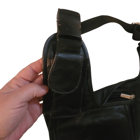 Black Soft Leather Crossbody Bag - Picture 6 of 7